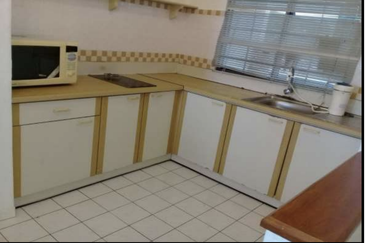 Paradise Lagoon Apartment