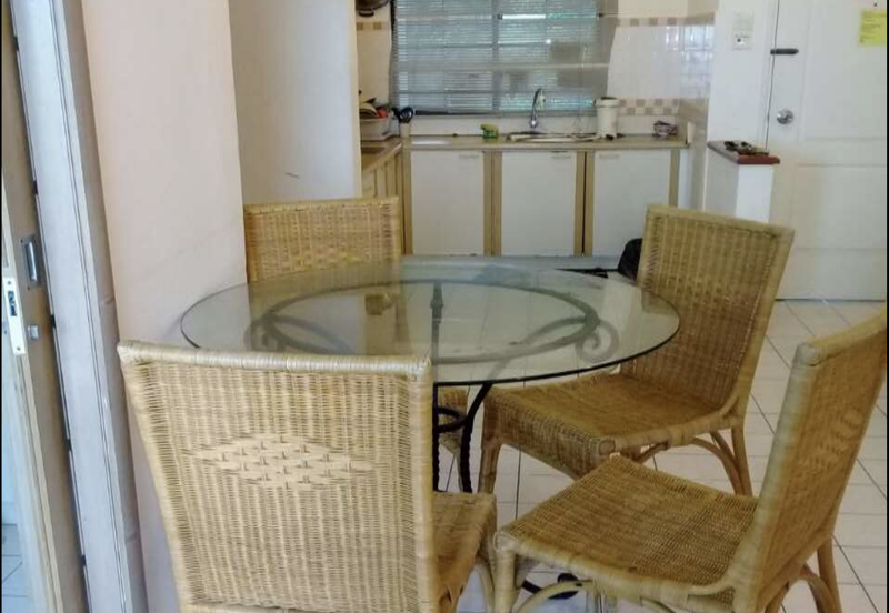 Paradise Lagoon Apartment