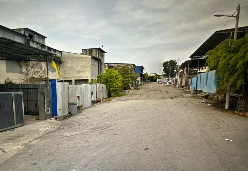 Lukut, Port Dickson,  single storey light industrial factory for sale.