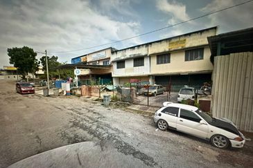Lukut, Port Dickson,  single storey light industrial factory for sale.