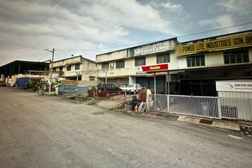 Lukut, Port Dickson,  single storey light industrial factory for sale.