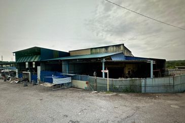 Lukut, Port Dickson,  single storey light industrial factory for sale.