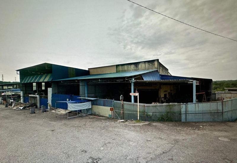 Lukut, Port Dickson,  single storey light industrial factory for sale.