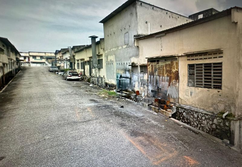 Lukut, Port Dickson,  single storey light industrial factory for sale.