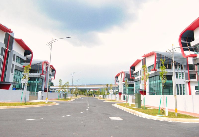 Kota Damansara Office Area For Rent