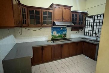2 Storrey Link House @ Berjaya Park Shah Alam For Sale  