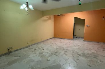 2 Storrey Link House @ Berjaya Park Shah Alam For Sale  