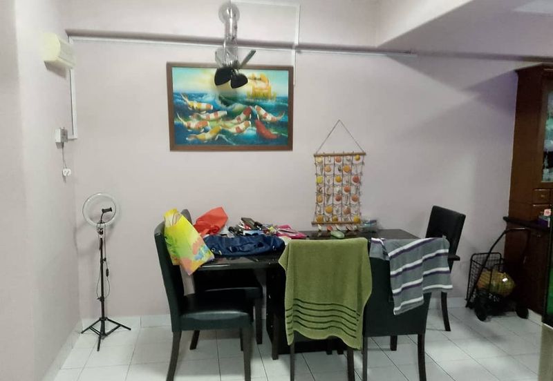 Pangsapuri Bukit Awansari (OG Court)