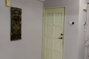 Pangsapuri Bukit Awansari (OG Court)