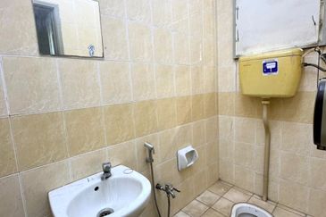 Corner Shop @ Bandar Bukit Raja,Klang For Rent 