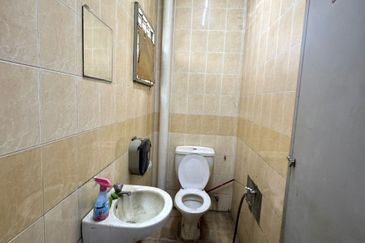 Corner Shop @ Bandar Bukit Raja,Klang For Rent 