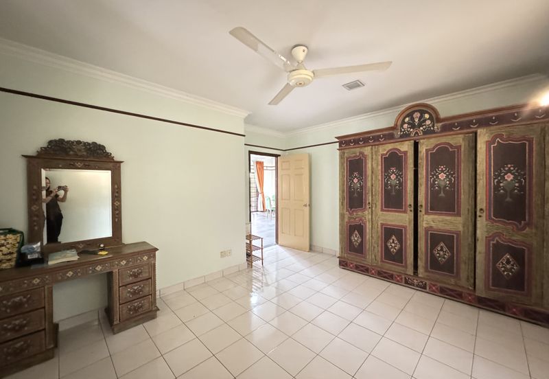 KGSAAS Golf Club, Seksyen 13