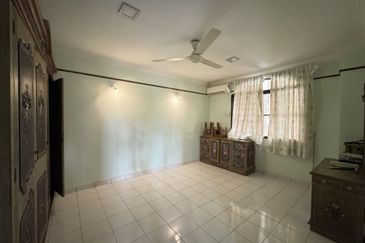 KGSAAS Golf Club, Seksyen 13