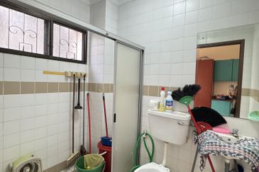 KGSAAS Golf Club, Seksyen 13