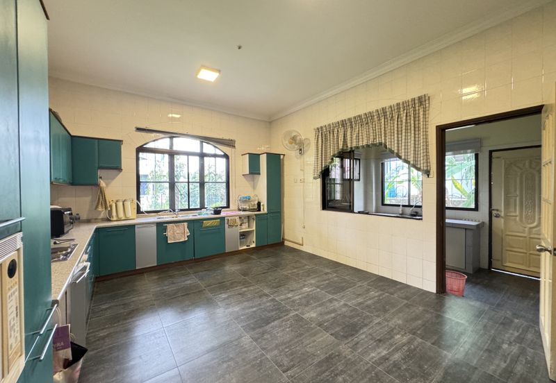 KGSAAS Golf Club, Seksyen 13