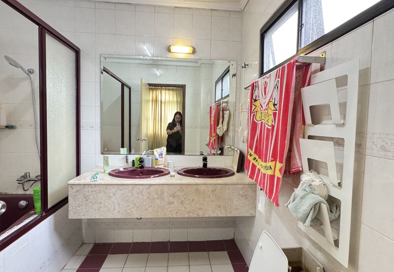 KGSAAS Golf Club, Seksyen 13