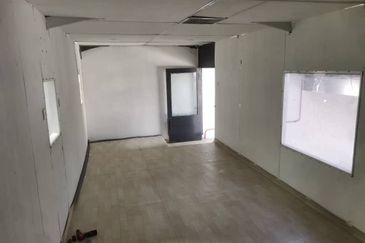 1.5 storey Factory, Kawasan Perindustrian Sungai Rasau, Klang