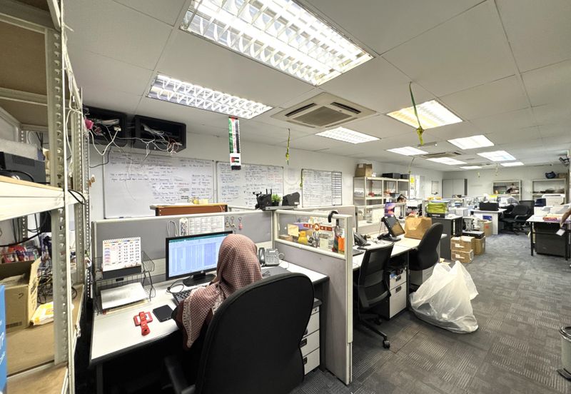 1.5 storey Factory Facing Main Road for Sale/Rent, Kampung Cempaka