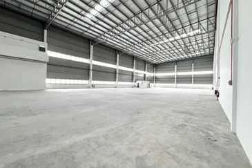 2 sty Office cum with 2 sty Detached Factory cum with Mezzanine Floor Office