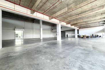 2 sty Office cum with 2 sty Detached Factory cum with Mezzanine Floor Office