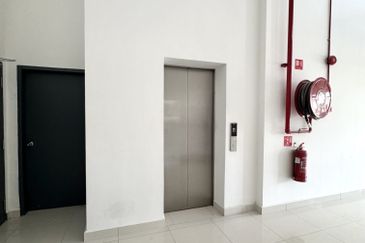 2 sty Office cum with 2 sty Detached Factory cum with Mezzanine Floor Office