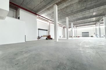 2 sty Office cum with 2 sty Detached Factory cum with Mezzanine Floor Office