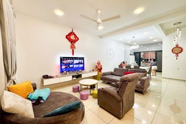 Taman Myra Meranti Puchong South 3 Storey House For Sale