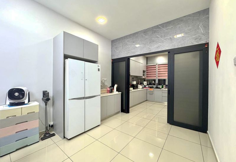 Taman Myra Meranti Puchong South 3 Storey House For Sale