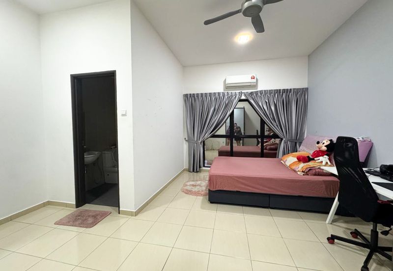Taman Myra Meranti Puchong South 3 Storey House For Sale