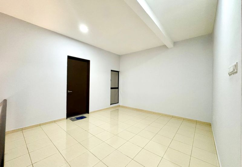 Taman Myra Meranti Puchong South 3 Storey House For Sale