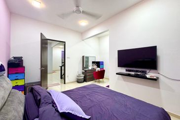 Taman Myra Meranti Puchong South 3 Storey House For Sale