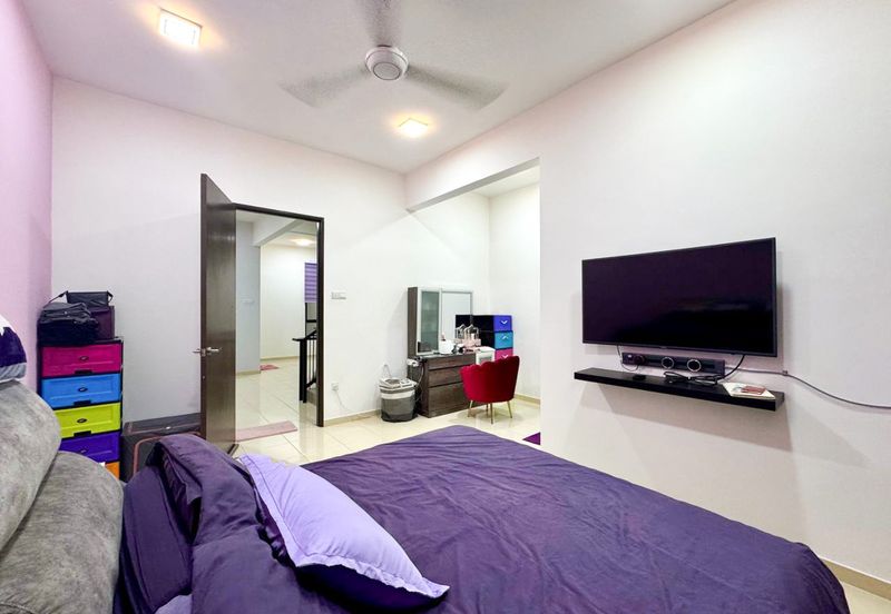 Taman Myra Meranti Puchong South 3 Storey House For Sale