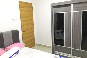 Pearl Suria Residence for Sale