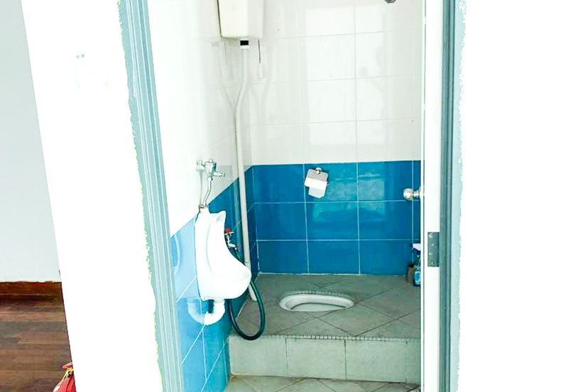 2-Storey Shop for Rent, Taman Pinggiran Putra @ Seri Kembangan