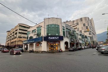 4 Adjoining Unit Terrace Shop @ Taiping, Perak