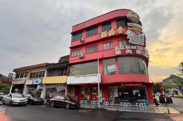 4 Adjoining Unit Terrace Shop @ Taiping, Perak