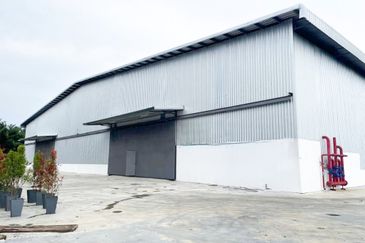 Telok Gong, Port Klang, Selangor Factory Selling with Tenancy / Vacant