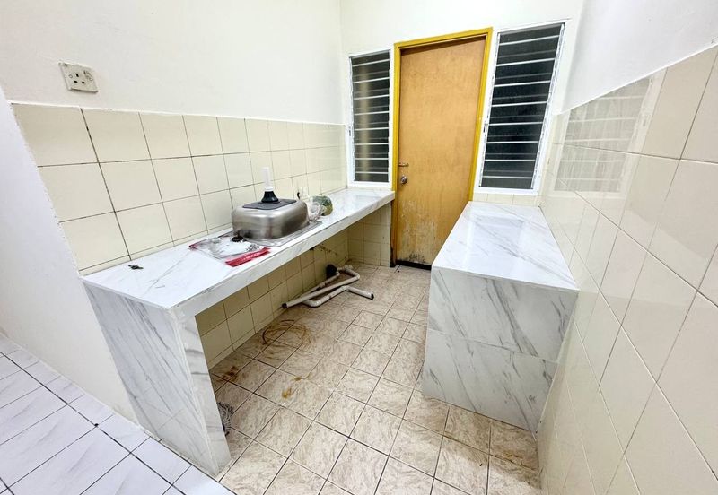 Saujana Apartment, Damansara Damai for Rent