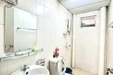 Putra Majestik Condominium for Sale