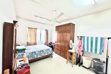 Putra Majestik Condominium for Sale