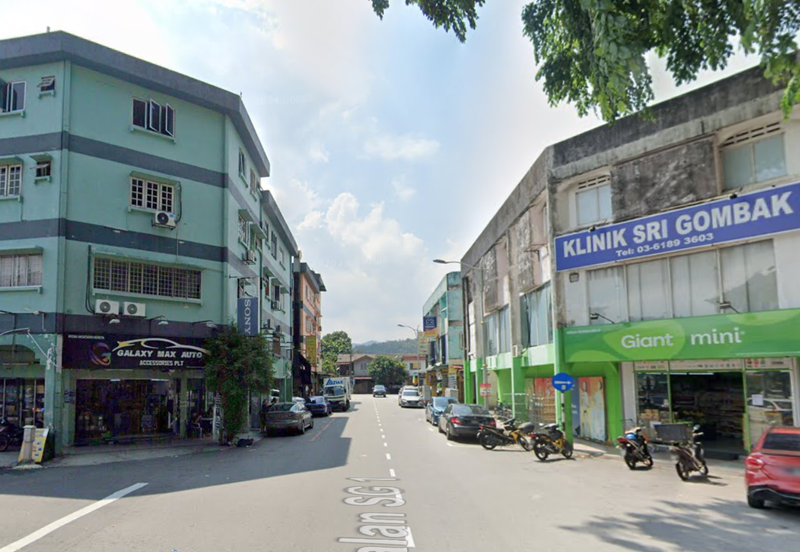 1.5 Storey Shoplot @ Taman Industri Bolton, Selangor For Sale 