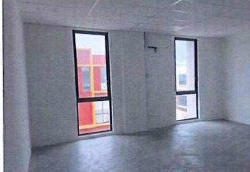 3-Storey Corner Shoplot for Lease in Bandar Seri Putra, Kajang
