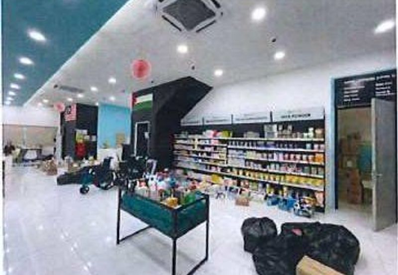 3-Storey Corner Shoplot for Lease in Bandar Seri Putra, Kajang