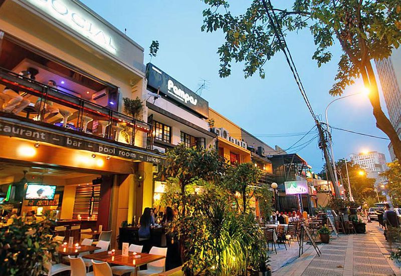 3-Storey End Lot Shop to Let @ Changkat Bukit Bintang, Kuala Lumpur