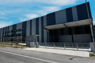 Factory With Warehouse & Office @ Jalan Puchong, Kuala Lumpur For Rent