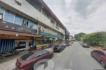 Taman Sri Serdang, Seri Kembangan @ Shoplot for Rent