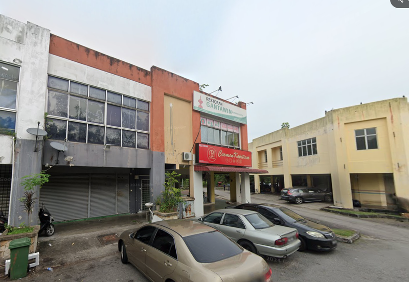 Double Storey Shop Lot @ Putra Heights, Subang Jaya For Sale 
