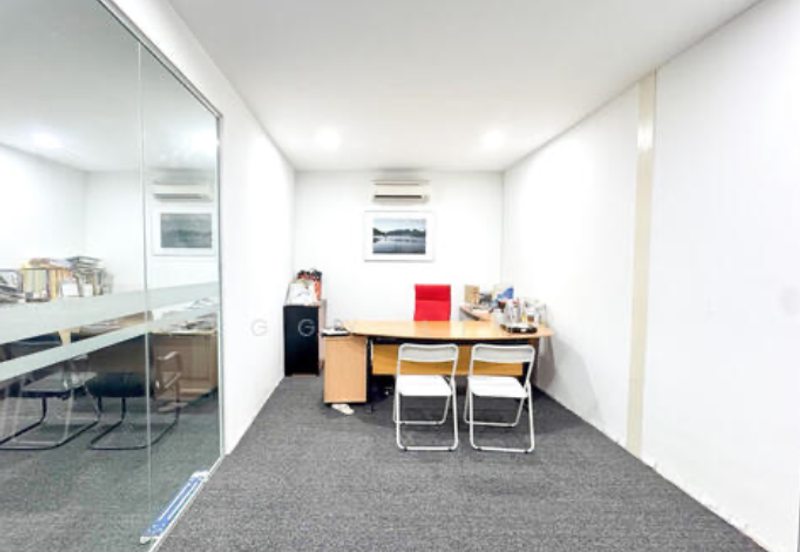 1.5 Storey Factory @ Taman Perindustrian Bukit Kemuning, Shah Alam For Sale 