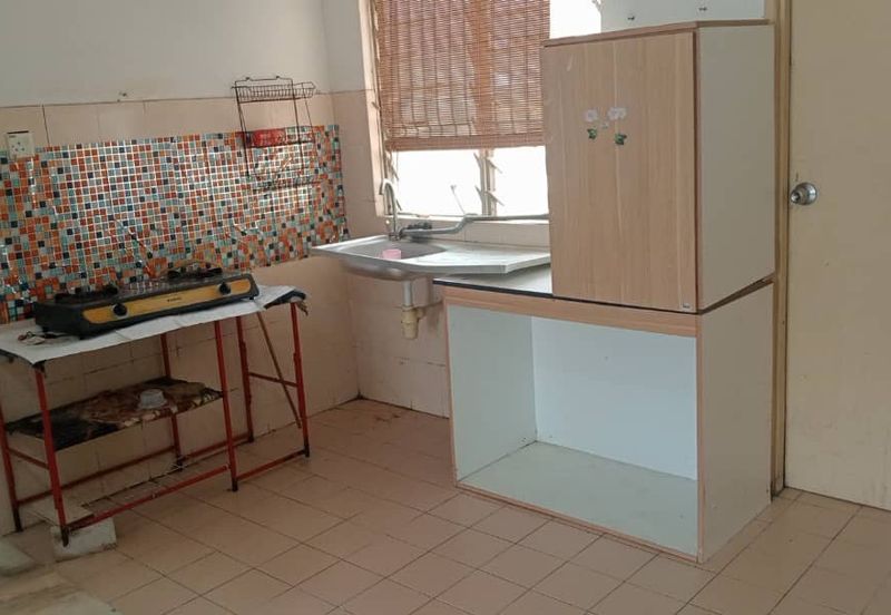 Residensi Warnasari 3