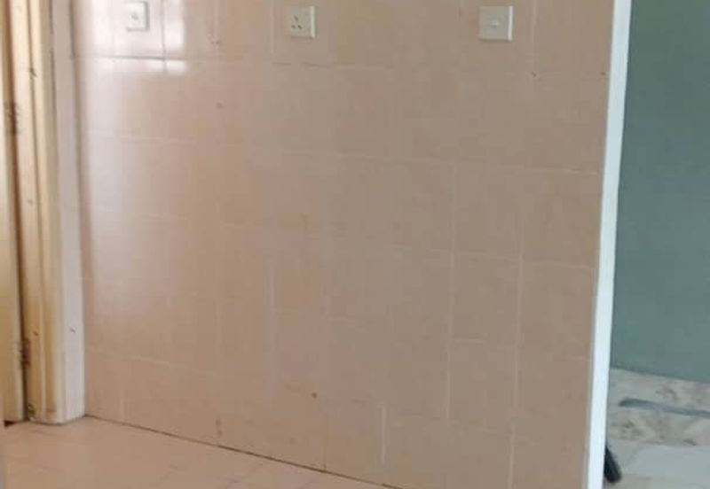 Residensi Warnasari 3